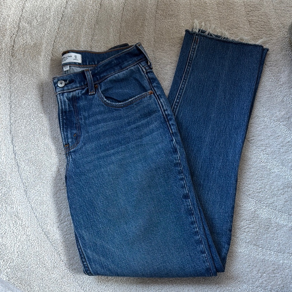 Abercrombie & Fitch Blue Ankle Cropped Jeans